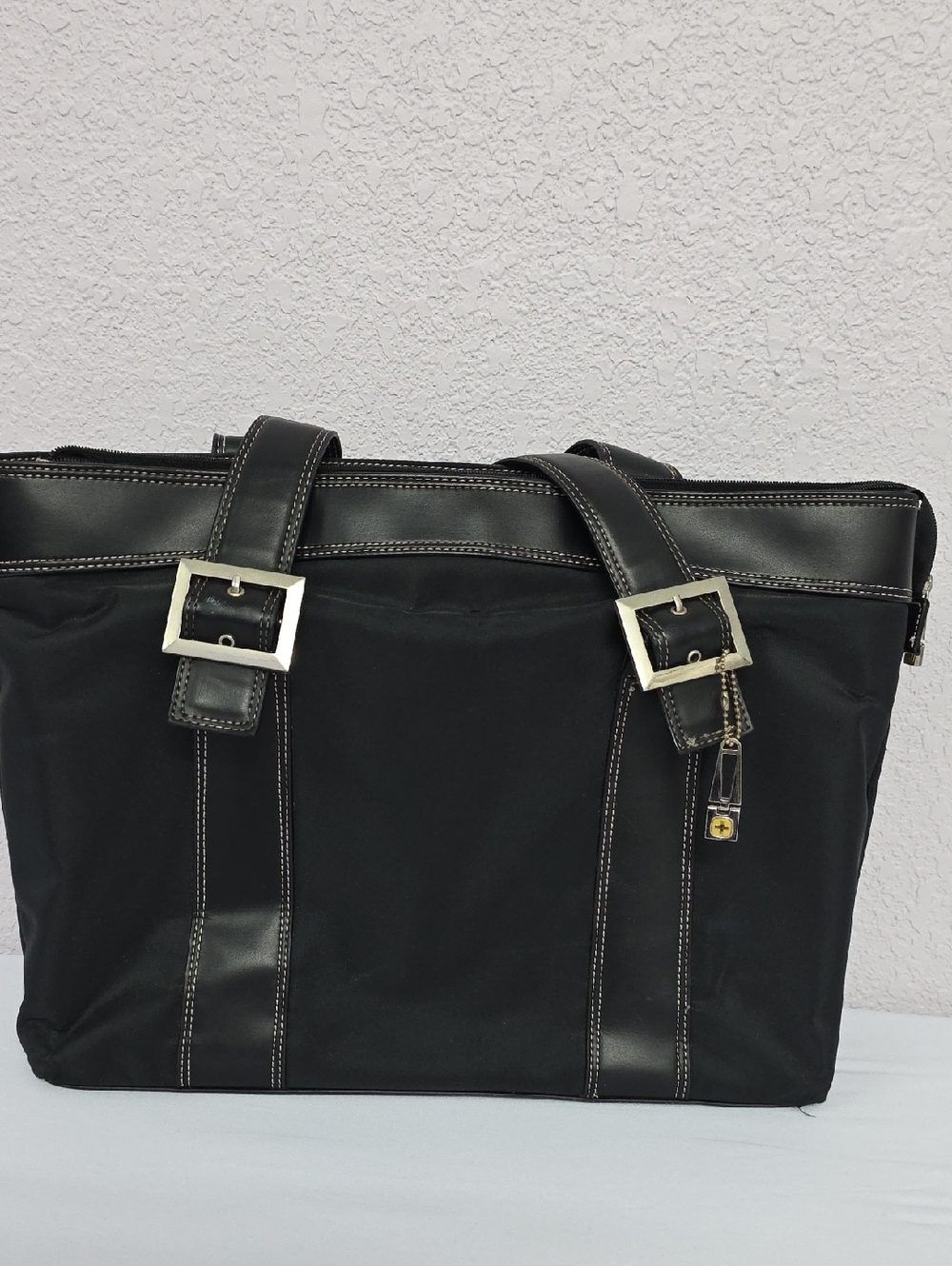 SwissGear Black Laptop Utility Tote Purse Large Minimalist Academia Business